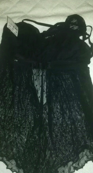 Fredrick's sheer babydoll - Picture 3 of 5